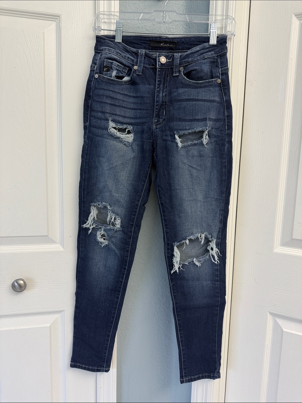KanCan High-Rise Dark Blue Distressed Skinny Jeans size 3 (25)